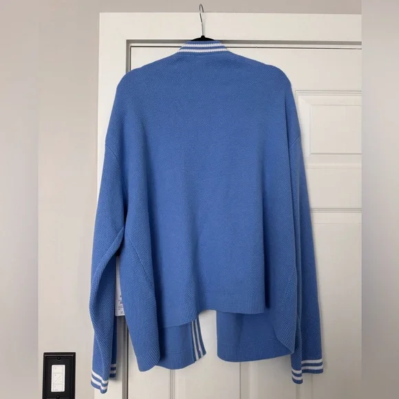 Women’s ALO Yoga Tennis Club Knit Cardigan in “Crystal Clear Blue/ White” Sz L 💙 - Picture 9 of 9